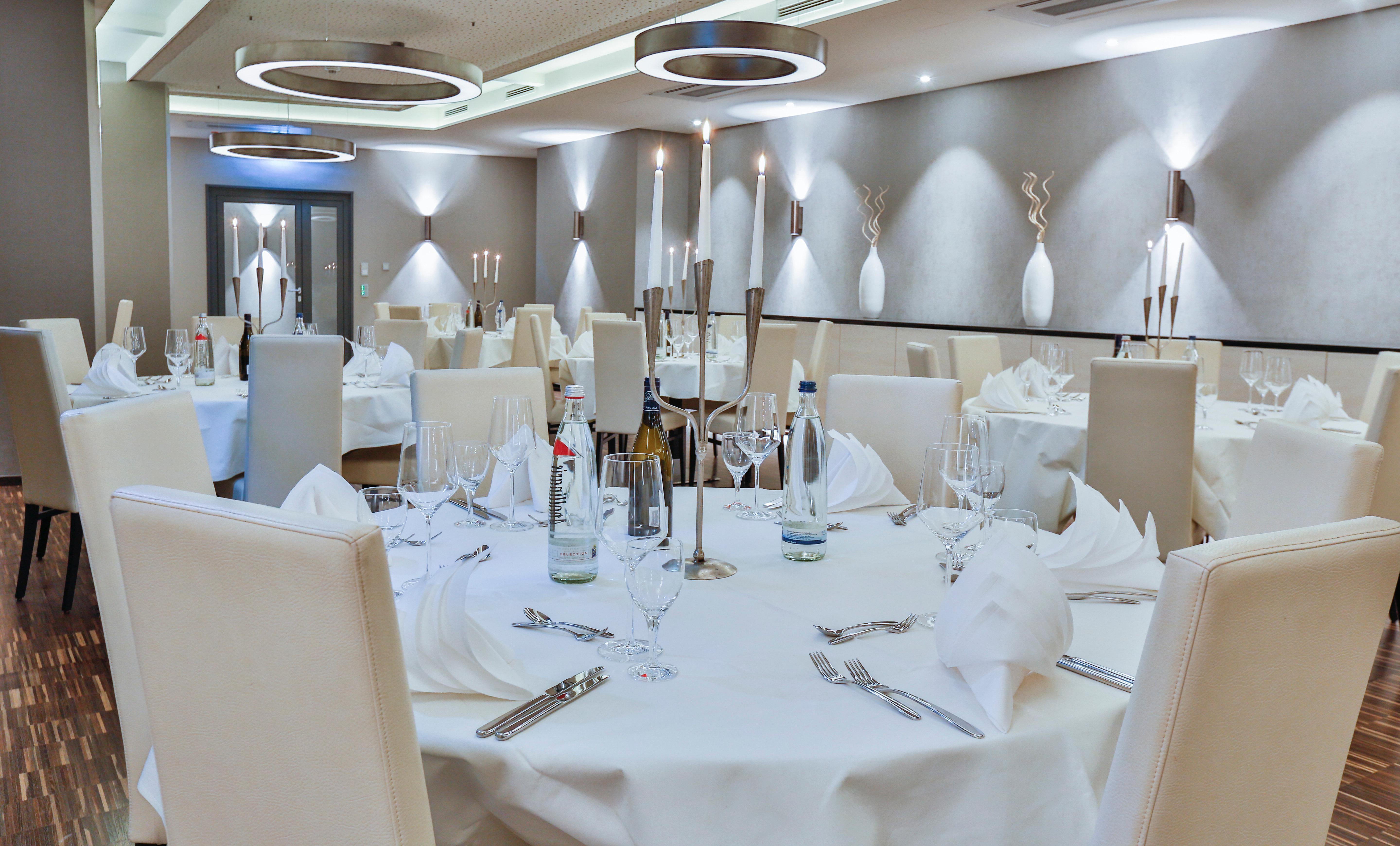Holiday Inn - Villingen - Schwenningen By Ihg Exteriör bild